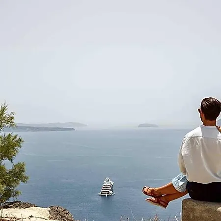 Mr And Mrs White Oia - Santorini 4*